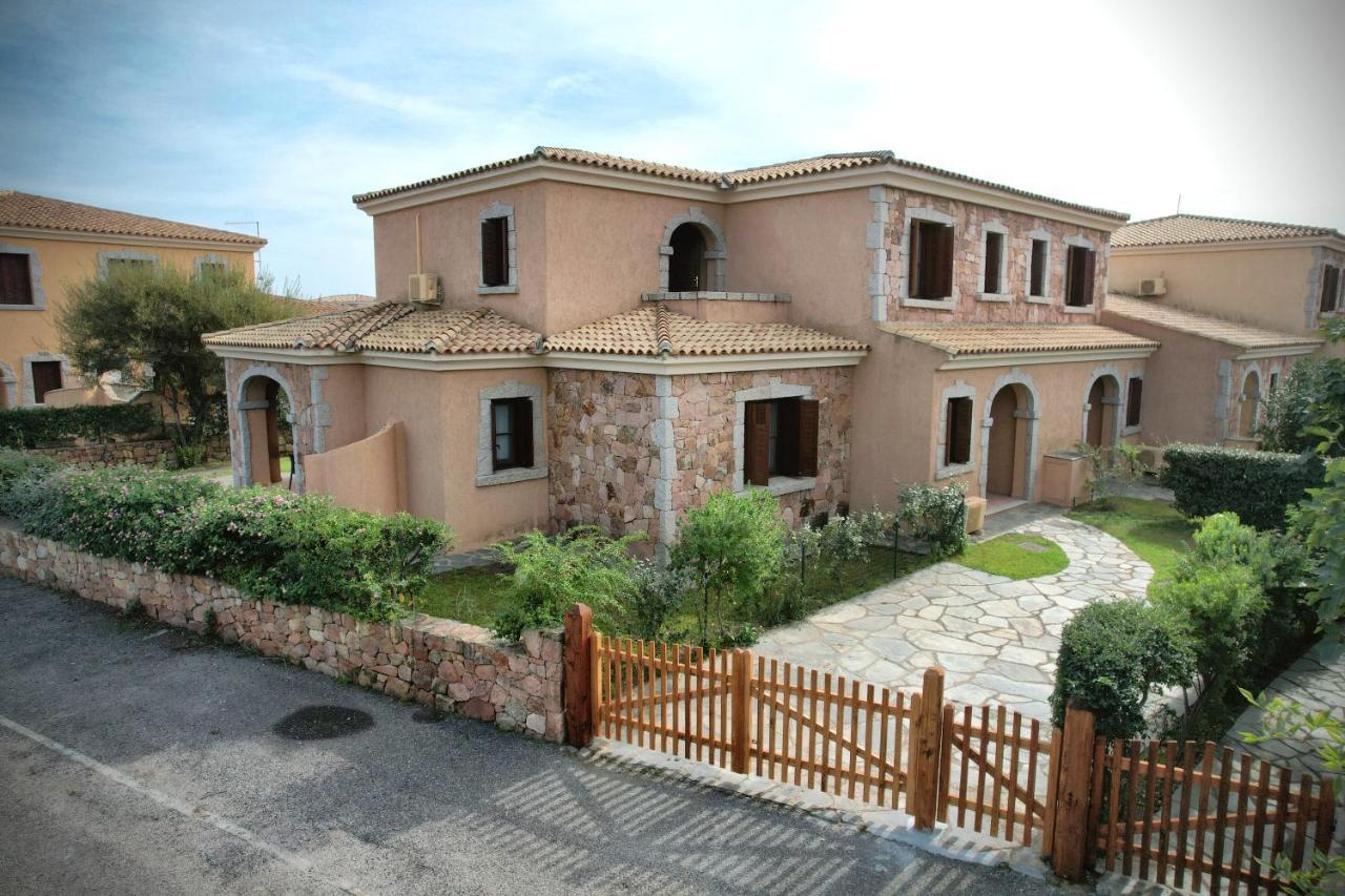 Ville Del Mar San Teodoro  Dış mekan fotoğraf